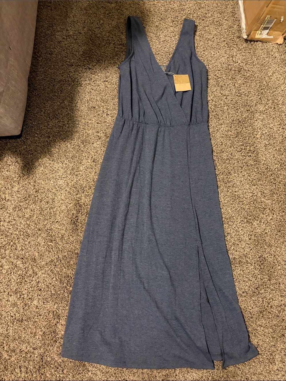 Sleeveless Blue V-Neck Maxi Dress